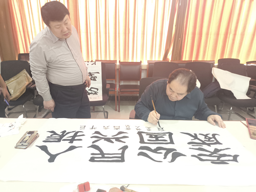 小雪迎墨香 文化润警营——书画名家走进警营共绘警民鱼水情侧记(图15)